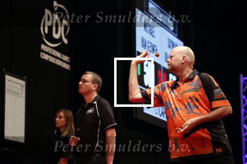 Zwolle 26 mei 2019
Raymond v Barneveld VS Michael v Gerwen op the dutch masters.
Michael zijn vrouw Daphne v Gerwen en Raymond zijn nieuwe vriendin Julia zijn ook aanwezig alsmede de manager van raymond , Jerry v Vianen