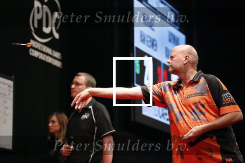 Zwolle 26 mei 2019
Raymond v Barneveld VS Michael v Gerwen op the dutch masters.
Michael zijn vrouw Daphne v Gerwen en Raymond zijn nieuwe vriendin Julia zijn ook aanwezig alsmede de manager van raymond , Jerry v Vianen