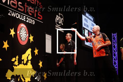 Zwolle 26 mei 2019
Raymond v Barneveld VS Michael v Gerwen op the dutch masters.
Michael zijn vrouw Daphne v Gerwen en Raymond zijn nieuwe vriendin Julia zijn ook aanwezig alsmede de manager van raymond , Jerry v Vianen
