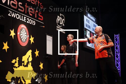 Zwolle 26 mei 2019
Raymond v Barneveld VS Michael v Gerwen op the dutch masters.
Michael zijn vrouw Daphne v Gerwen en Raymond zijn nieuwe vriendin Julia zijn ook aanwezig alsmede de manager van raymond , Jerry v Vianen