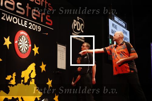 Zwolle 26 mei 2019
Raymond v Barneveld VS Michael v Gerwen op the dutch masters.
Michael zijn vrouw Daphne v Gerwen en Raymond zijn nieuwe vriendin Julia zijn ook aanwezig alsmede de manager van raymond , Jerry v Vianen
