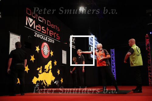 Zwolle 26 mei 2019
Raymond v Barneveld VS Michael v Gerwen op the dutch masters.
Michael zijn vrouw Daphne v Gerwen en Raymond zijn nieuwe vriendin Julia zijn ook aanwezig alsmede de manager van raymond , Jerry v Vianen