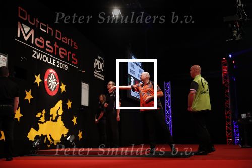 Zwolle 26 mei 2019
Raymond v Barneveld VS Michael v Gerwen op the dutch masters.
Michael zijn vrouw Daphne v Gerwen en Raymond zijn nieuwe vriendin Julia zijn ook aanwezig alsmede de manager van raymond , Jerry v Vianen