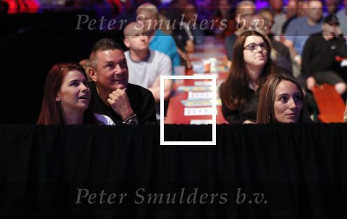 Zwolle 26 mei 2019
Raymond v Barneveld VS Michael v Gerwen op the dutch masters.
Michael zijn vrouw Daphne v Gerwen en Raymond zijn nieuwe vriendin Julia Evans  zijn ook aanwezig alsmede de manager van raymond , Jerry v Vianen