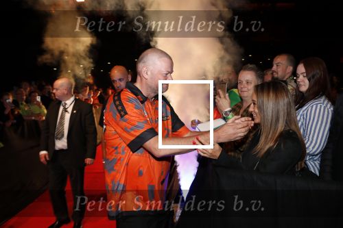 Zwolle 26 mei 2019
Raymond v Barneveld VS Michael v Gerwen op the dutch masters.
Michael zijn vrouw Daphne v Gerwen en Raymond zijn nieuwe vriendin Julia Evans  zijn ook aanwezig alsmede de manager van raymond , Jerry v Vianen