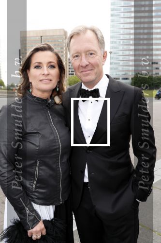 Amsterdam 25 mei 2019
Amsterdam dam diner tbv het aidsfonds in AFAS live. Rick Niemann en zijn vrouw Sacha de Boer