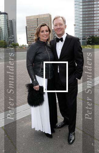 Amsterdam 25 mei 2019
Amsterdam dam diner tbv het aidsfonds in AFAS live. Rick Niemann en zijn vrouw Sacha de Boer