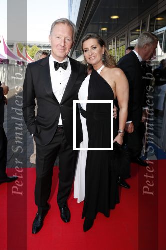 Amsterdam 25 mei 2019
Amsterdam dam diner tbv het aidsfonds in AFAS live. Rick Niemann en zijn vrouw Sacha de Boer
