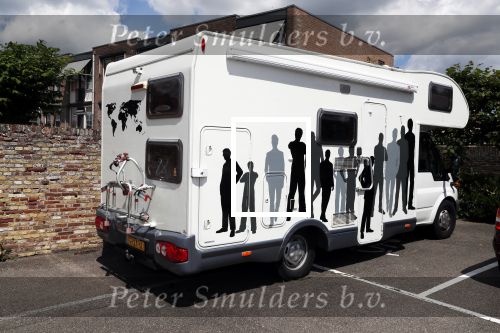 Sluis 6 juni 2019
Robert Weijers de ex partner van Rob Verlinden in zijn huisje in Sluis en met zijn hond en camper.