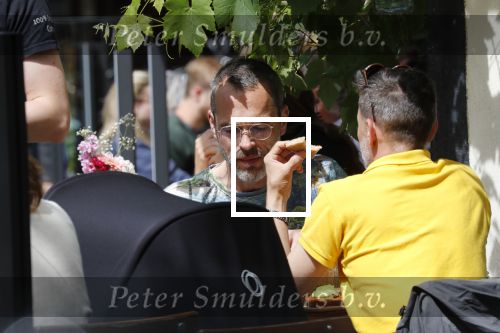 Amsterdam 27 mei 2019
Rolf Snoeren met zijn partner op terras.