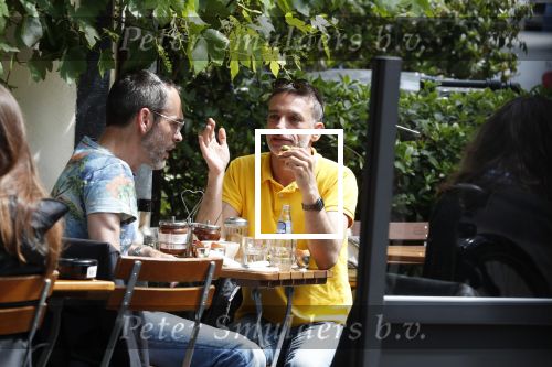 Amsterdam 27 mei 2019
Rolf Snoeren met zijn partner op terras.