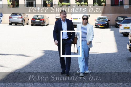 Amsterdam 29 mei 2019
10 jaar magazine Helden geporesnteerd bij Gassan Diamonds.
Frits en Barbara Barend praten met inge de Bruijn Ronald Koeman en Giovanni Bronkhorst. Ronald kwam met zijn vrouw Bartina