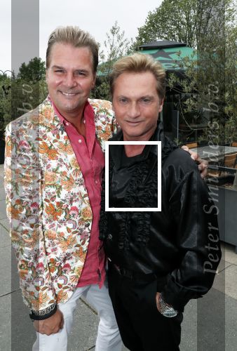 Hoofddorp 3 juni 2019
Society lunch bij Claus party house. Ronald Moray met partner Gerrit