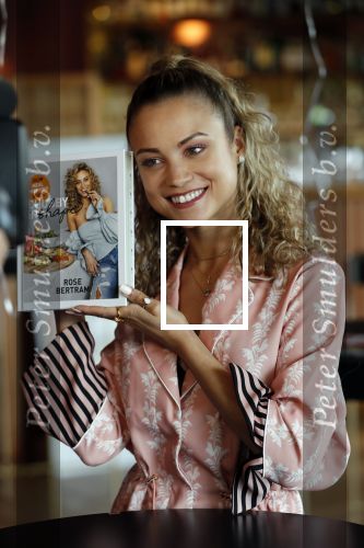 Amsterdam 28 mei 2019
Presentatie boek Rose Bertram bij mama Kelly in het Olympisch stadion.