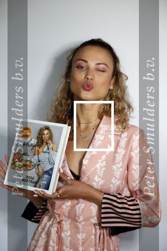Amsterdam 28 mei 2019
Presentatie boek Rose Bertram bij mama Kelly in het Olympisch stadion.