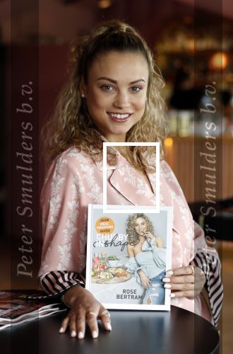 Amsterdam 28 mei 2019
Presentatie boek Rose Bertram bij mama Kelly in het Olympisch stadion.