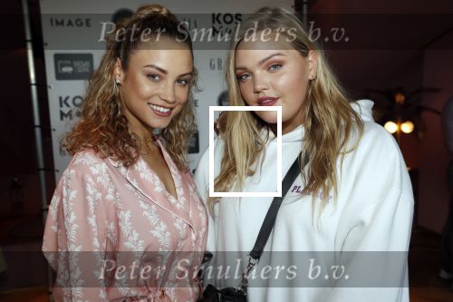 Amsterdam 28 mei 2019
Presentatie boek Rose Bertram bij mama Kelly in het Olympisch stadion.