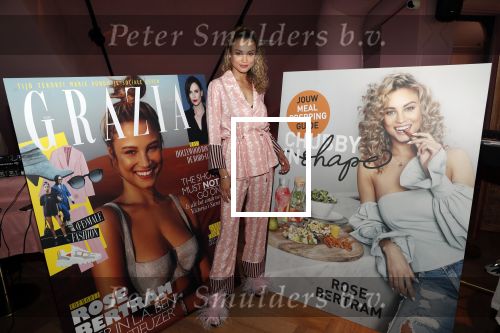 Amsterdam 28 mei 2019
Presentatie boek Rose Bertram bij mama Kelly in het Olympisch stadion.