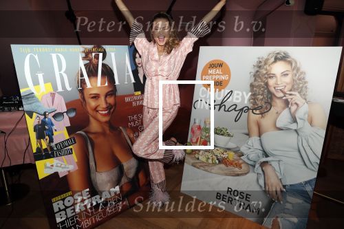 Amsterdam 28 mei 2019
Presentatie boek Rose Bertram bij mama Kelly in het Olympisch stadion.