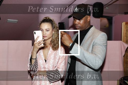 Amsterdam 28 mei 2019
Presentatie boek Rose Bertram bij mama Kelly in het Olympisch stadion.
Rose Bertram met manager Anthony Vos