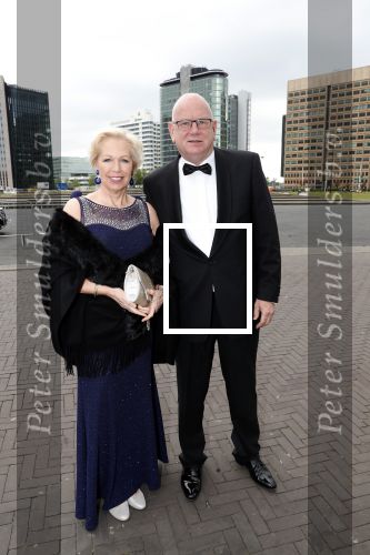 Amsterdam 25 mei 2019
Amsterdam dam diner tbv het aidsfonds in AFAS live. Ruud de Graaf en partner Margreet Duin