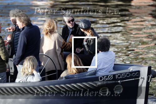 Amsterdam 9 mei 2019
Surpisefeestje voor Ruud de Wild georganiseerd door zijn ex vrouw Aafke.
Olcay Gulsen is eer natuurlijk bij. ze gingen varen met boot op grachten Amsterdam.