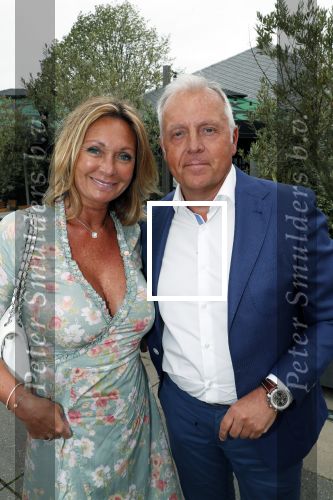 Hoofddorp 3 juni 2019
Society lunch bij Claus party house. Sandra Masmeijer met vriend