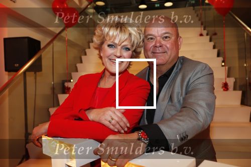 Amsterdam 21 mei 2019
iris v d Ende presnteert met haar bedrijf medialane de cast van hello Dolly met oa Simone Kleinsman Paul de Leeuw Freek Bartels Jorgen Raymann en Marjolein Touw.