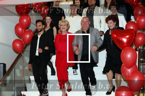 Amsterdam 21 mei 2019
iris v d Ende presnteert met haar bedrijf medialane de cast van hello Dolly met oa Simone Kleinsman Paul de Leeuw Freek Bartels Jorgen Raymann en Marjolein Touw.