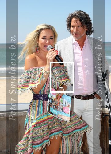 Castricum aan Zee, 15 Mei 2019 Uitreiking boek Sonja Bakker
Barry van Suijdam