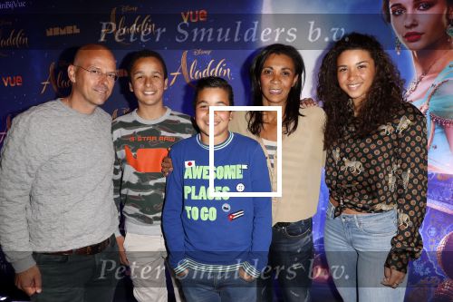 Hilversum 21 mei 2019
Premiere Aladdin in hilversum. Sophia Wezer met man en kinderen