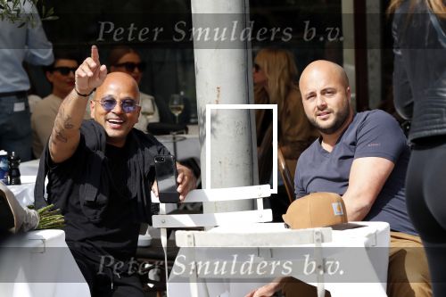 Amsterdam 23 mei 2019
Steve te Pas en John Karthaus  op terras.
