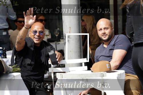 Amsterdam 23 mei 2019
Steve te Pas en John Karthaus  op terras.