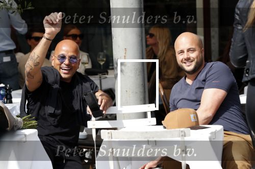 Amsterdam 23 mei 2019
Steve te Pas en John Karthaus  op terras.
