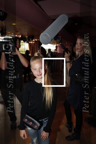 Amsterdam 28 mei 2019
Presentatie boek Rose Bertram bij mama Kelly in het Olympisch stadion. Summer de Sno met cameraploeg voor real life soap