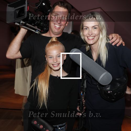 Amsterdam 28 mei 2019
Presentatie boek Rose Bertram bij mama Kelly in het Olympisch stadion. Summer de Sno met cameraploeg voor real life soap