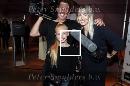 Amsterdam 28 mei 2019
Presentatie boek Rose Bertram bij mama Kelly in het Olympisch stadion. Summer de Sno met cameraploeg voor real life soap