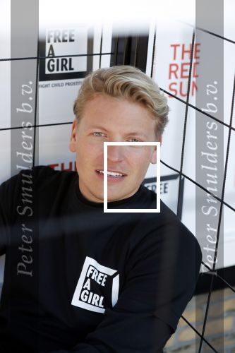 Blaricum 13 mei 2019
Free a girl gala in the red sun in Blaricum.
Thomas Berge