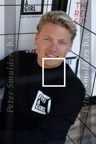Blaricum 13 mei 2019
Free a girl gala in the red sun in Blaricum.
Thomas Berge