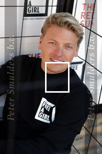 Blaricum 13 mei 2019
Free a girl gala in the red sun in Blaricum.
Thomas Berge