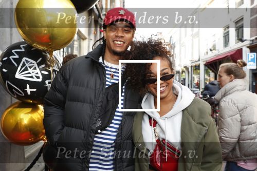 Amsterdam 9 mei 2019
Opening expositie Selwyn Senatori.B Veronica v Hoogdalem met vriend Nigel Williams ( Rapper Digitzz)