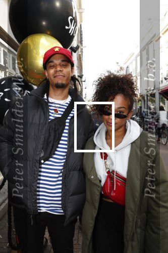Amsterdam 9 mei 2019
Opening expositie Selwyn Senatori.B Veronica v Hoogdalem met vriend Nigel Williams ( Rapper Digitzz)