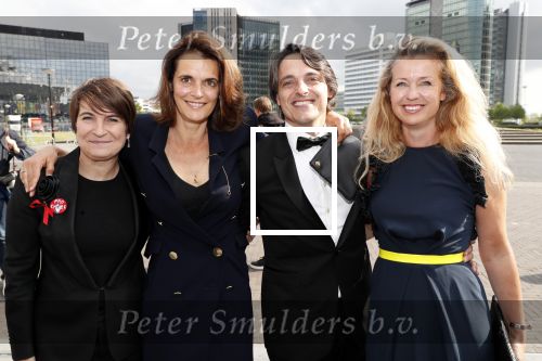 Amsterdam 25 mei 2019
Amsterdam dam diner tbv het aidsfonds in AFAS live. Willemijn Verloop met haar man
