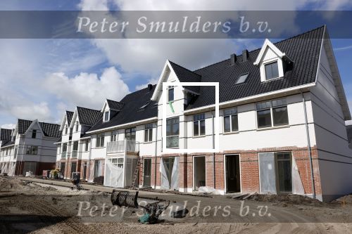 Weesp 8 juni 2020
Rapper Akwasi heeft stukken grond gekocht in nieuwbouwwijk in Weesp