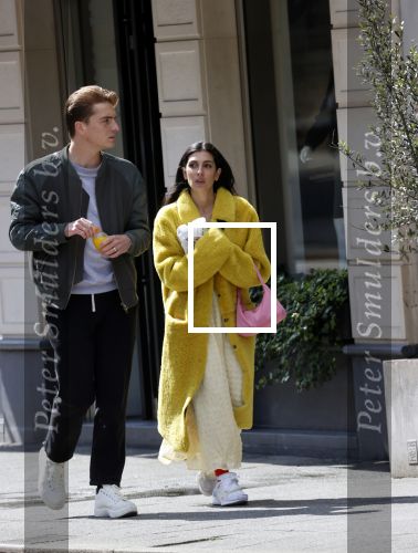 Amsterdam 4 mei 2020
Anna Nooshin en Robbert Rodenburg op de pc hoofstraat