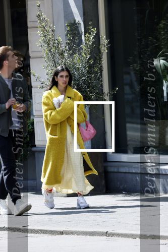 Amsterdam 4 mei 2020
Anna Nooshin en Robbert Rodenburg op de pc hoofstraat