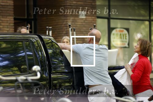 Amsterdam 17 mei 2020
Partner Astrid Joosten helpt met verhuizen
