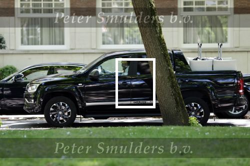 Amsterdam 17 mei 2020
Partner Astrid Joosten helpt met verhuizen