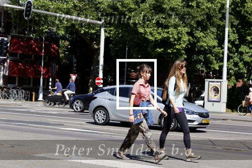 Amsterdam 28 mei 2020
Beertje v Beers samen met haar dochter aan het winkelen.