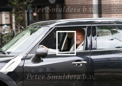 Amsterdam 5 jnui 2020
Bert Kuizenga in zijn mini cooper countryman